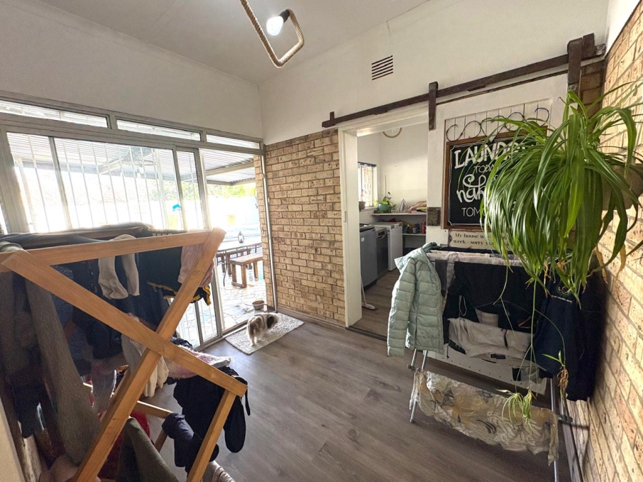 To Let 5 Bedroom Property for Rent in Merriespruit Free State